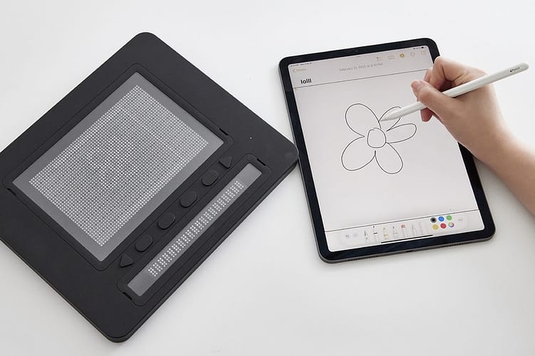 An image on an iPad is shown on a Dot Pad.